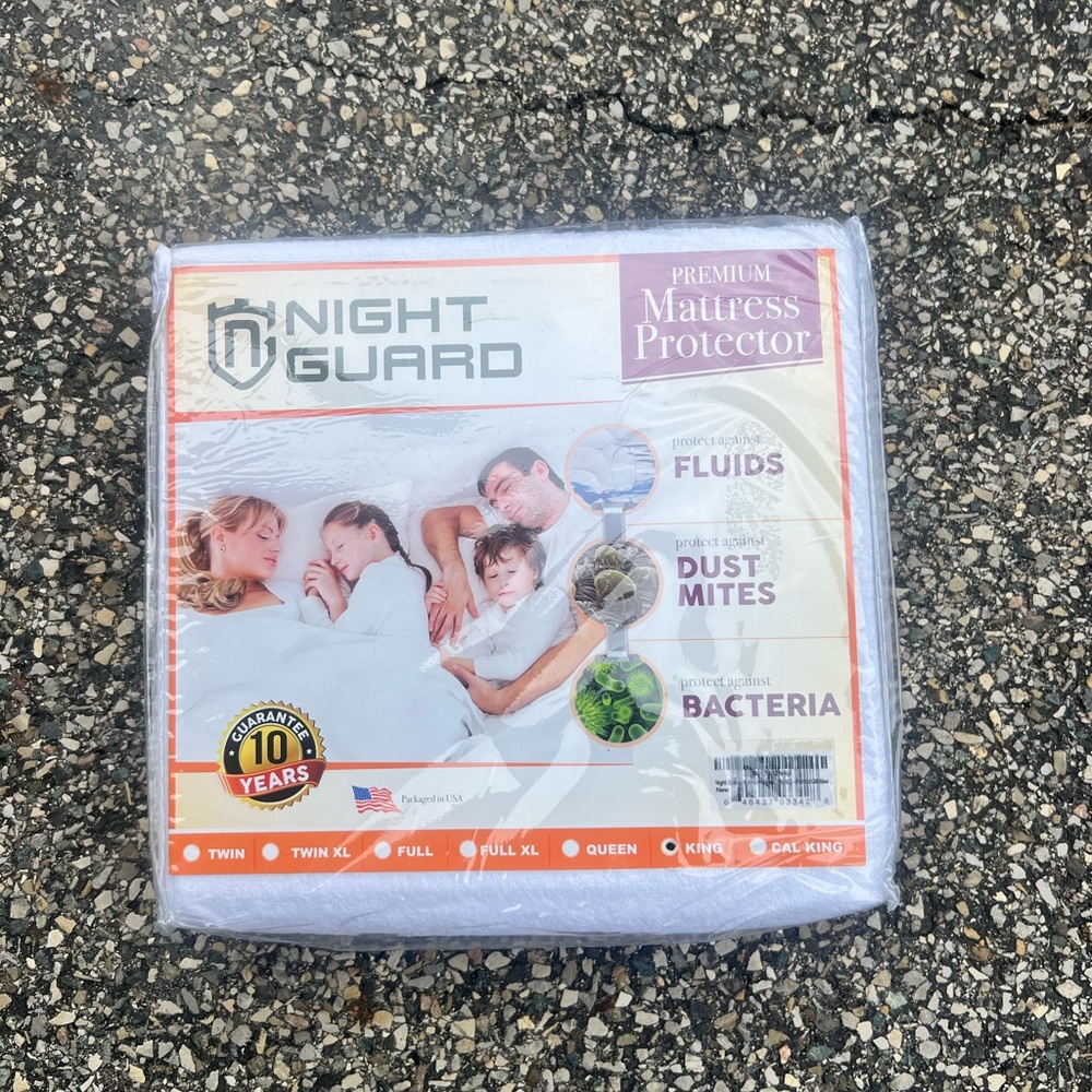 Night Guard Premium White Mattress Protector FULL Size